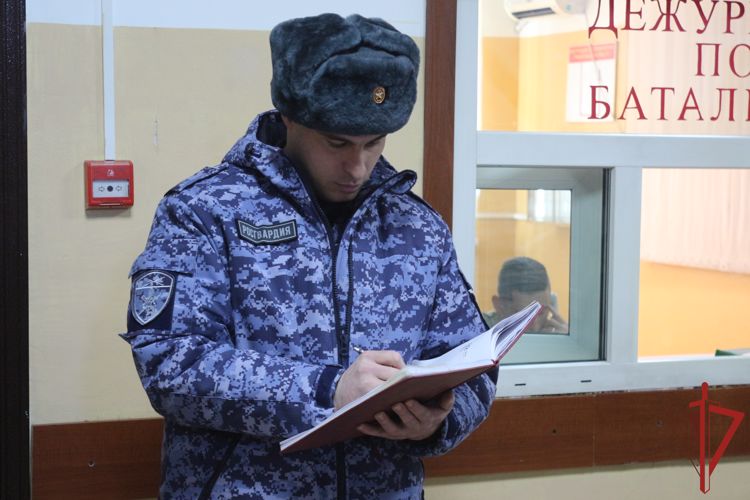  В Хабаровске состоялись совместные учения сотрудников Росгвардии и МЧС