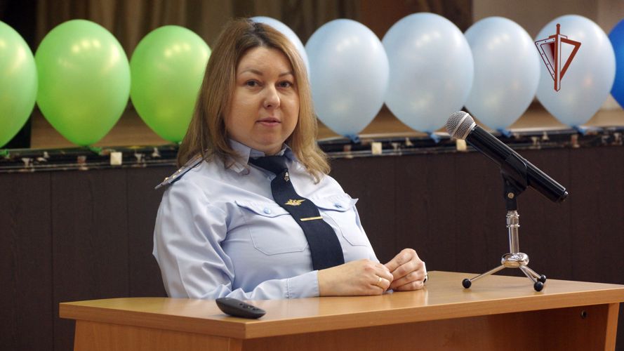 В Хабаровске сотрудники Росгвардии встретились со студентами университета правосудия