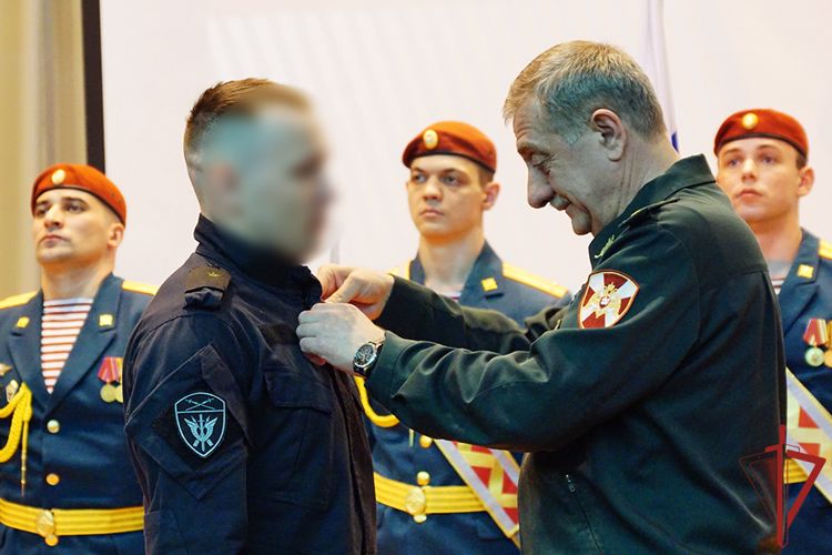 Росгвардейцам Хабаровского края, отличившимся в ходе специальной военной операции, вручены государственные награды