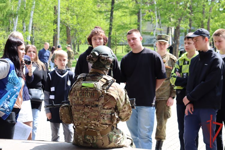  Хабаровские росгвардейцы стали участниками военно-спортивного фестиваля «Мы вместе»