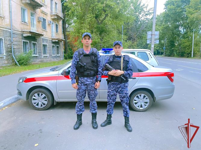  В г. Комсомольске-на-Амуре сотрудники Росгвардии задержали гражданина, находящегося в наркотическом опьянении