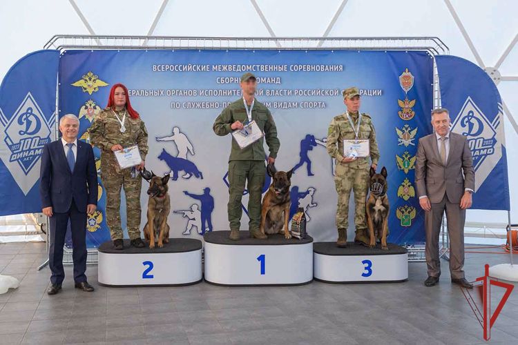  Сотрудник хабаровского ОМОН стала призёром Всероссийских соревнований кинологов
