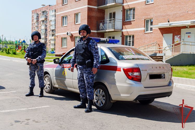 На минувшей неделе сотрудники Росгвардии более 200 раз выезжали по сигналу «Тревога»