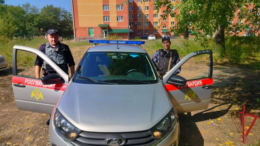 В г. Комсомольск-на-Амуре росгвардейцы нашли потерявшегося ребёнка