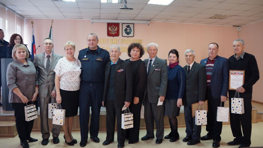 В Хабаровске состоялись торжественные мероприятия, посвящённые 71-ой годовщине со дня образования подразделений вневедомственной охраны 