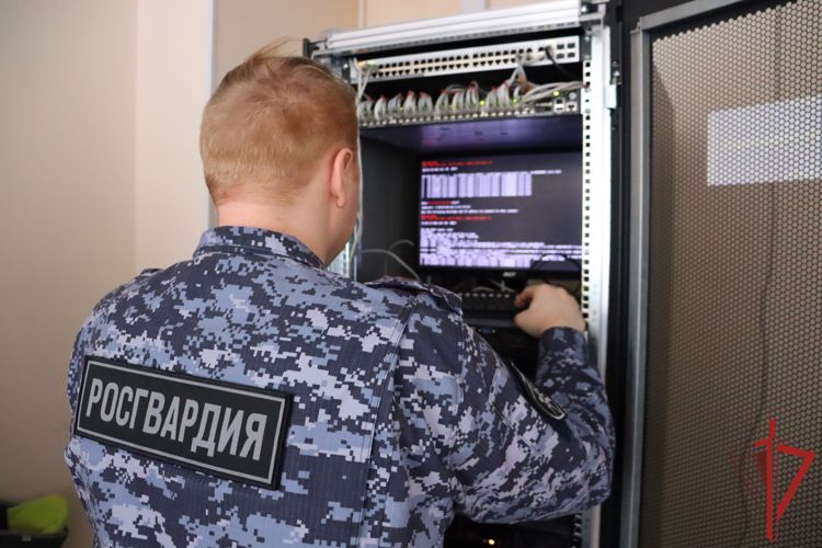  Подразделения информационных технологий Росгвардии отмечают 50 лет со дня образования 