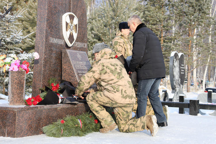 Мемориал погибшим сотрудникам ОМОН «Ураган» Росгвардии открыли в Хабаровском крае 