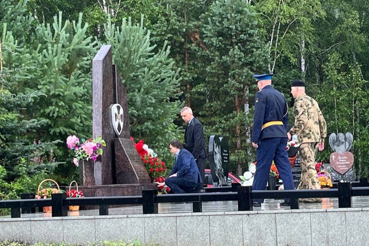 В Комсомольске-на-Амуре почтили память погибших сотрудников ОМОН Росгвардии 