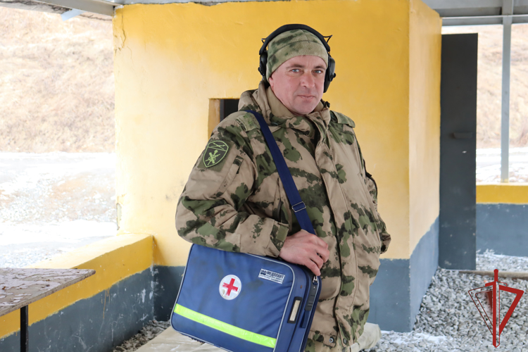 164 годовщину отмечают сотрудники и военнослужащие медицинской службы Росгвардии