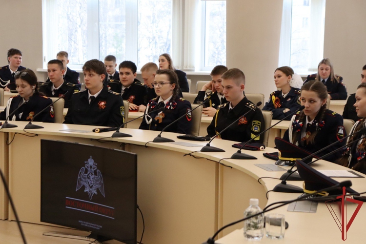 Встреча в онлайн формате прошла между учениками из Хабаровска и Луганска