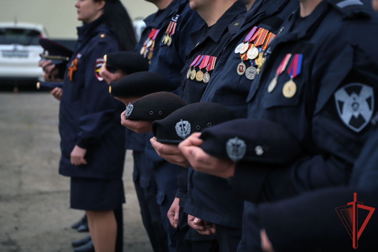 В Хабаровске икона Святого Георгия Победоносца была передана бойцам ОМОН «Тигр» Росгвардии