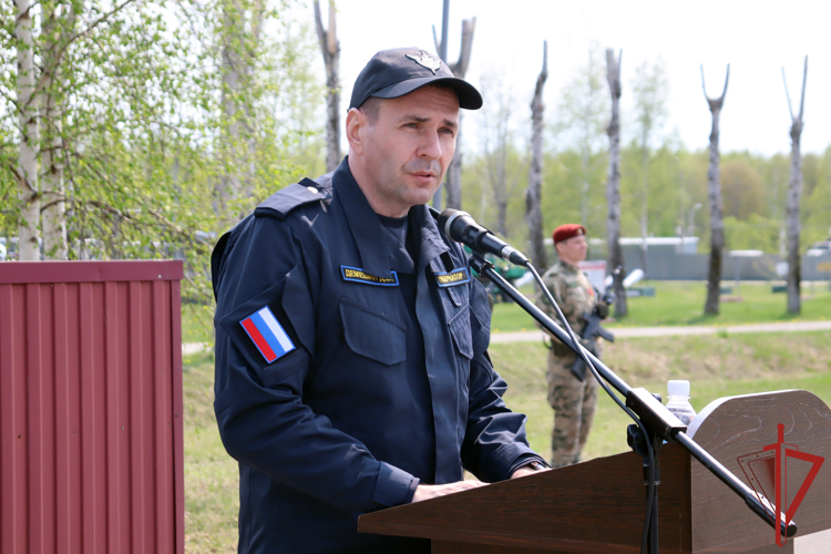 Сотрудники хабаровского СОБР отметили 32 годовщину со дня образования