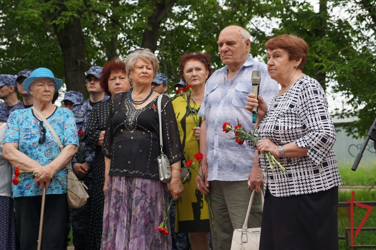 В канун Дня памяти и скорби росгвардейцы почтили память дальневосточников, погибших в годы Великой Отечественной войны