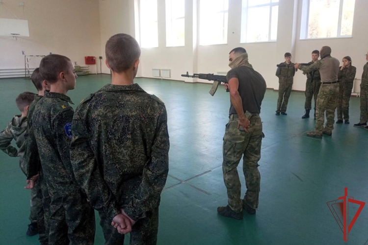 «Один день в спецназе Росгвардии» провели учащиеся кадетских классов из г. Комсомольска-на-Амуре 