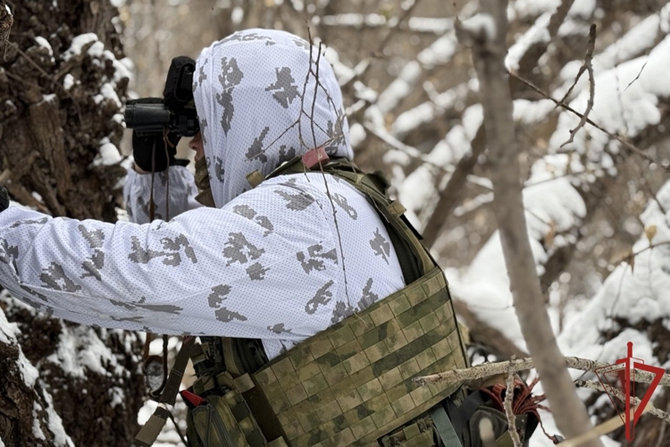 Сотрудники комсомольского ОМОН «Ураган» Росгвардии отмечают 8 лет со дня образования отряда