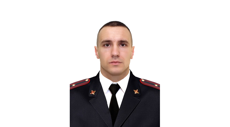  Хабаровском крае росгвардейцы почтили память майора полиции Михаила Духовникова, погибшего при исполнении служебных обязанностей 