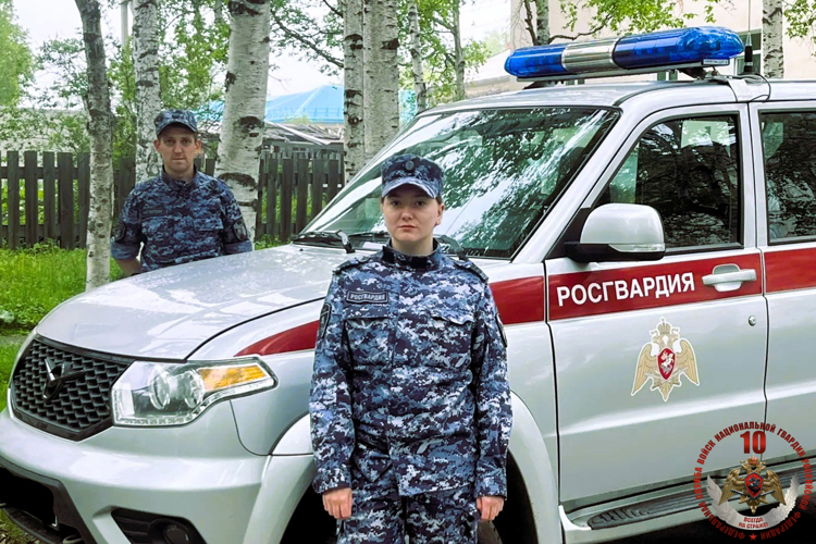 В Ванинском районе сотрудники Росгвардии помогли доставить в медучреждение ребёнка, пострадавшего в ДТП