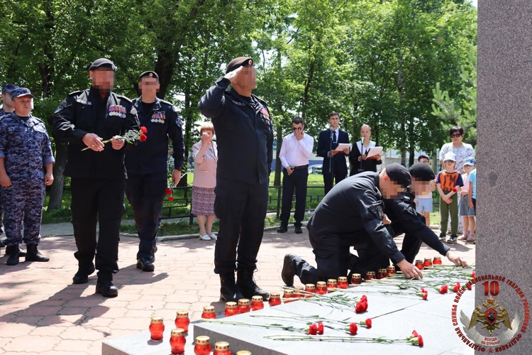 В Хабаровске росгвардейцы почтили память земляков-дальневосточников, погибших в годы Великой Отечественной войны