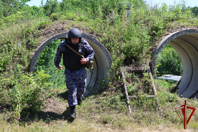 В Хабаровске определены лучшие сотрудники строевых подразделений вневедомственной охраны Восточного округа Росгвардии