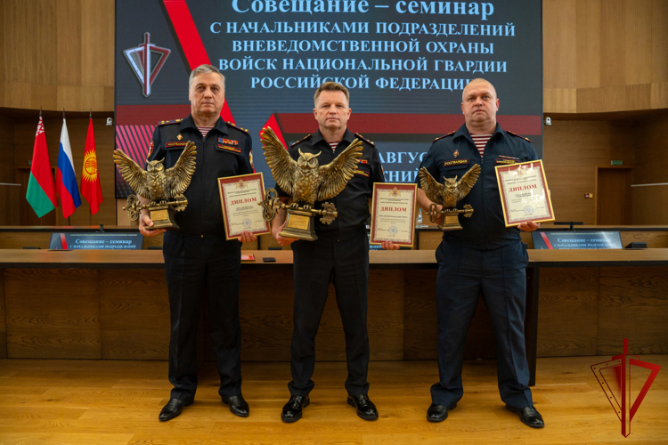 Руководитель управления вневедомственной охраны Росгвардии по Хабаровскому краю принял участие во Всероссийском совещании-семинаре в Нижнем Новгороде